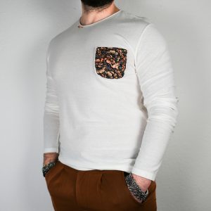 Maniche lunghe con taschino bianco