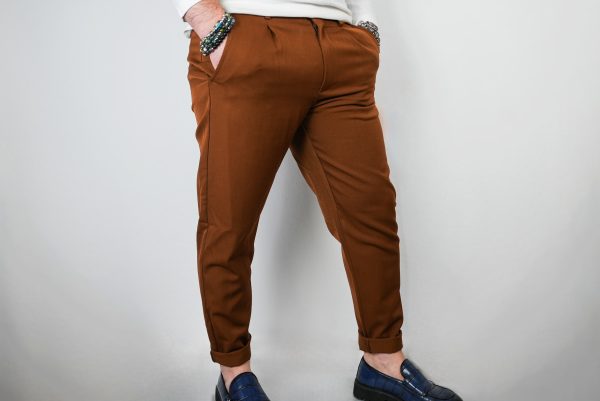 Pantaloni da ufficio color caramello