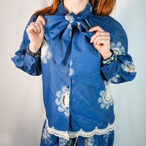 Camicia Blu Boho con Fiocco
