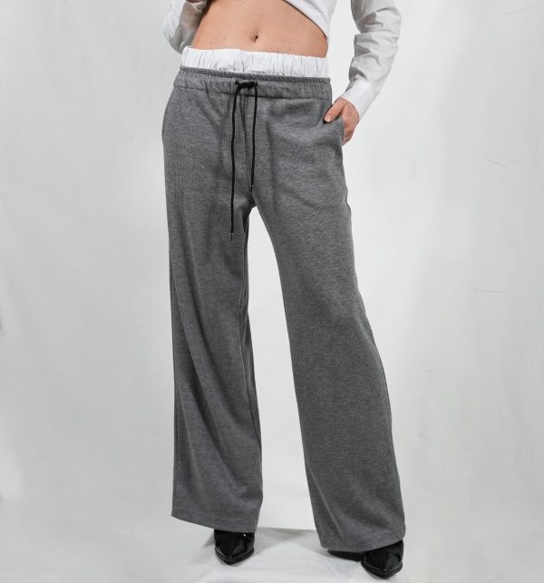Pantaloni grigi