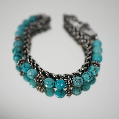 Unico-wear-blue-necklace-bracelet(1)