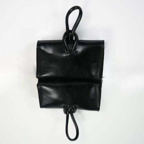 Unico-wear-midnight-black-leather-handbag